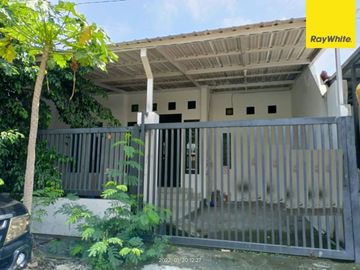 Disewakan Rumah Siap Huni Lokasi Di Jl. Manyar Jaya, Surabaya
