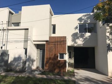 Duplex en venta en Ituzaingo Norte