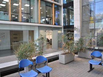 ARRIENDO OFICINA. PLANTA LIBRE. 2B. PROVIDENCIA