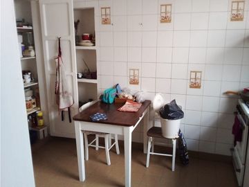casa sobre Av 75