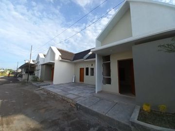 DIJUAL RUMAH TERLARIS BISA KPR DP RINGAN DIBANTUL YOGYAKARTA