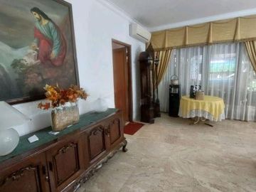 Turun Harga Rumah Hook di Gading Putih, Kelapa Gading.bagus .Luas 736.Shm.dekat Mall.
