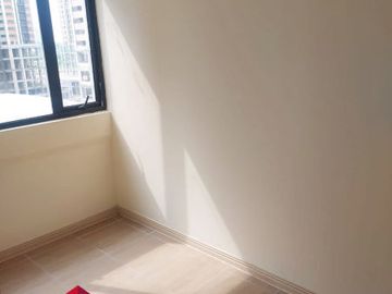 Disewakan Murah Apartemen Meikarta Luas 3BR