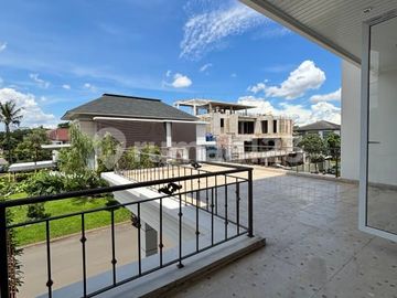 Dijual Rumah Mewah dengan Private Pool & Bebas Banjir di Alsut