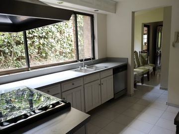 CASA EN VENTA EN BOSQUES!!!