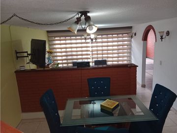 SE VENDE  CASA SECTOR  MANDALAY KENNEDY