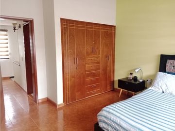 SE VENDE  CASA SECTOR  MANDALAY KENNEDY