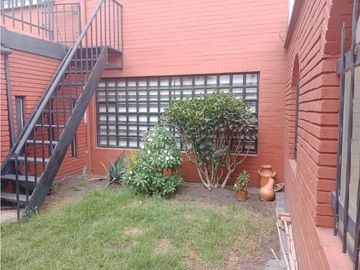 SE VENDE  CASA SECTOR  MANDALAY KENNEDY