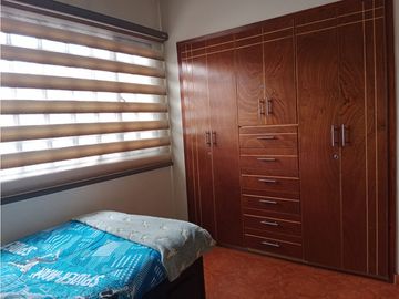 SE VENDE  CASA SECTOR  MANDALAY KENNEDY