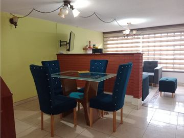 SE VENDE  CASA SECTOR  MANDALAY KENNEDY