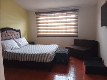 SE VENDE  CASA SECTOR  MANDALAY KENNEDY