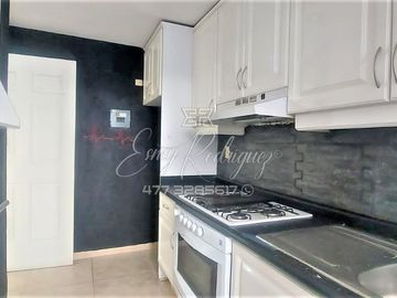 CASA EN VENTA, TRANSPORTISTAS Y HERMENEGILDO, REMODELADA, 3 REC, SIN GRAVAMEN