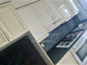 CASA EN VENTA, TRANSPORTISTAS Y HERMENEGILDO, REMODELADA, 3 REC, SIN GRAVAMEN