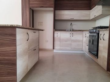 EN VENTA CASA NUEVA DE UN PISO EN TEQUISQUIAPAN