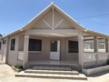 Se Vende Casa Cerca del Mar en Costa de Oro - Salinas