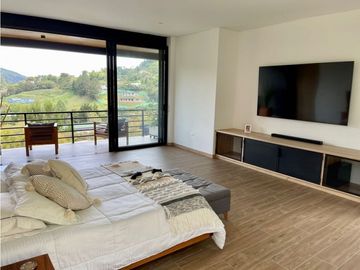 VENTA CASA CAMPESTRE EN EL RETIRO SECTOR LA FE