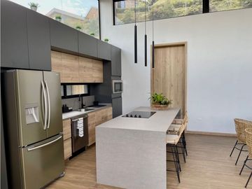 VENTA CASA CAMPESTRE EN EL RETIRO SECTOR LA FE
