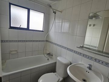 Casa en arriendo de 4 dorm. en San Pedro de la Paz
