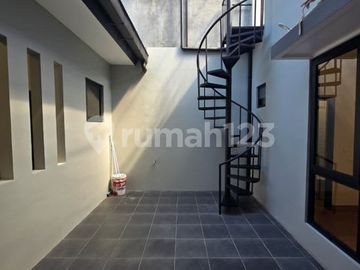 Wts Turun Harga Rumah di The Green Venetian - BSD