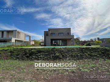 Casa en venta en 5 ambientes Al Agua 2 plantas - El Canton - Escobar, Zona Norte(Con Renta)