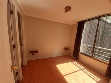 Departamento en Venta en San Isidro con Alonso Ovalle. Metro Santa Lucía