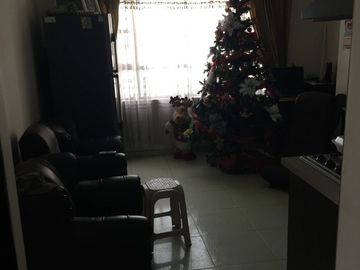 VENDO CASA CON  BODEGA COMERCIAL E INDUSTRIAL BARRIO PATIO BONITO BOGOTA COLOMBIA ,EXCELENTE UBICACION.