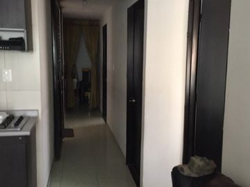 VENDO CASA CON  BODEGA COMERCIAL E INDUSTRIAL BARRIO PATIO BONITO BOGOTA COLOMBIA ,EXCELENTE UBICACION.