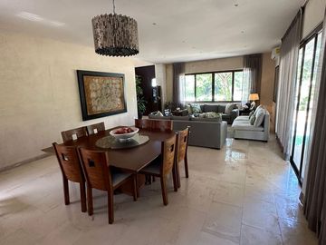 Casa en Venta en Mérida, Xtakay, Country Club, Komchen