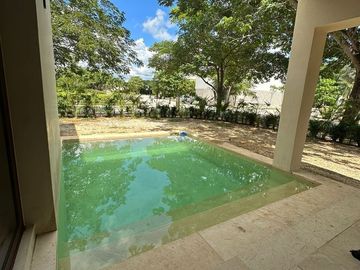 Casa en Venta en Mérida, Xtakay, Country Club, Komchen