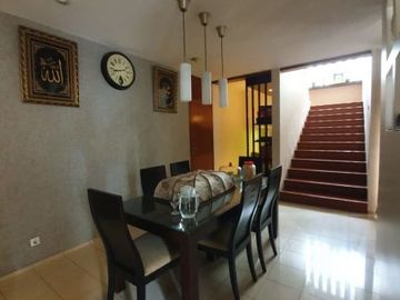 Rumah Mewah Dalam Cluster Prime Di Bintaro - Gb 6185 Br