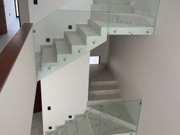 VENTA CASA EN VILLA MAGNA