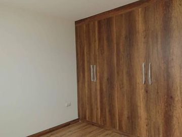 Venta casa 3 dormitorios, Sector Nayón, Por estrenar, acabados de primera