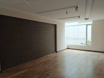 Venta casa 3 dormitorios, Sector Nayón, Por estrenar, acabados de primera