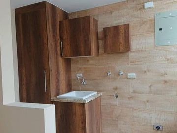 Venta casa 3 dormitorios, Sector Nayón, Por estrenar, acabados de primera