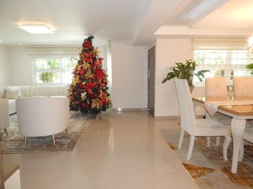 casa en venta en la cumbre. Cod V88468