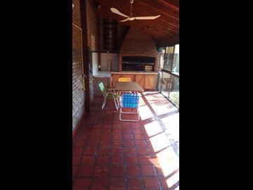 Casa en venta en Villa Luzuriaga