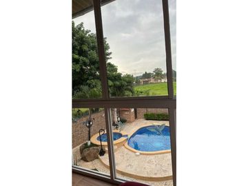 VENDO CASA EN CAPIRA SAJALICES 4R