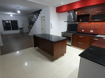 Duplex en venta en Lanus Oeste