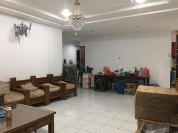 DIJUAL CEPAT !! Rumah Bagus 2 Kavling Jadi 1, HargaOk Bisa Nego