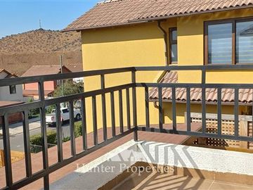 Casa en Venta en Apacible 1