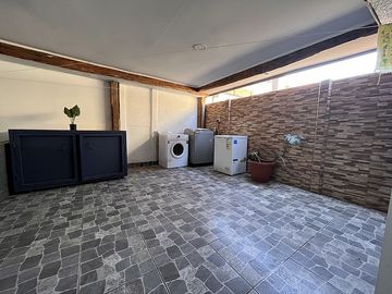 SE VENDE CASA ESQUINA 4D+3B SAN BERNARDO
