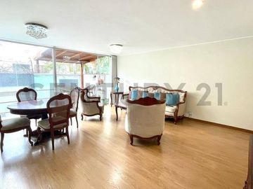 Venta dpto. con 2 terrazas en Surco