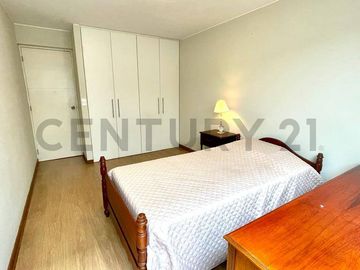 Venta dpto. con 2 terrazas en Surco
