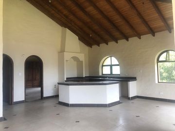JAHUAPACHA RESIDENTIAL COMPLEX: Se Vende Apartamento en la Montaña en Cotacachi