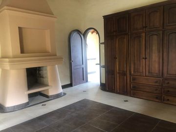 JAHUAPACHA RESIDENTIAL COMPLEX: Se Vende Apartamento en la Montaña en Cotacachi