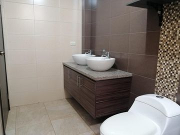 Vendo Casa Moderna La Joya  Acabados de Primera (JLR)