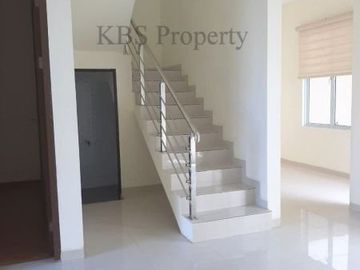 Disewa Rumah Monde Residenc