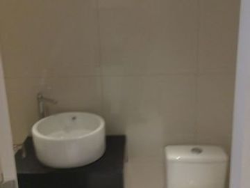 Ready for Occupancy near Manuel L. Quezon University edsa timog