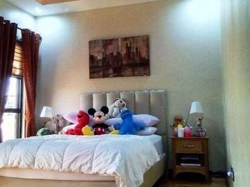 2 Storey Elegant Furnished with Pool House and Lot for Sale
