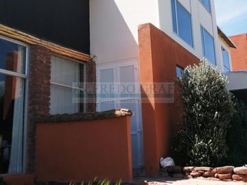 Hoteles / Hostales Venta CAL. Titicaca - Punta Jampunasa - PLATERIA